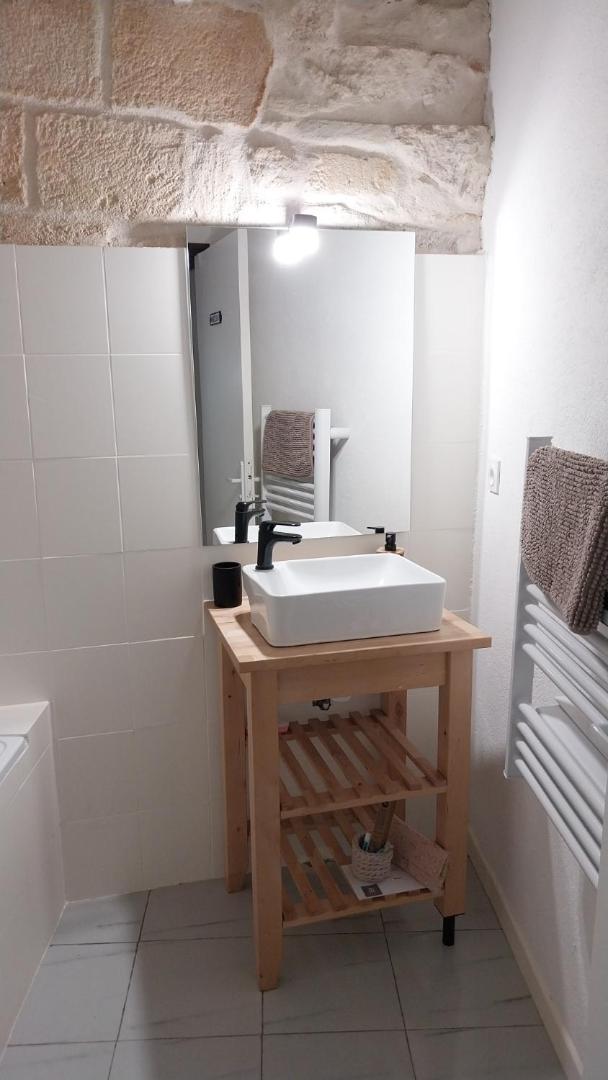 Immeuble 3 Apparts Centre Historique St Gilles Maisoncarreeconciergerie Saint-Gilles  Quarto foto
